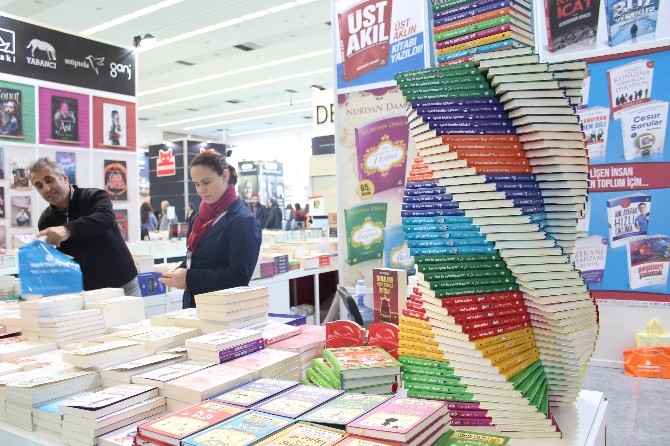 2017Nin İlk Kitap Fuarı Açıldı