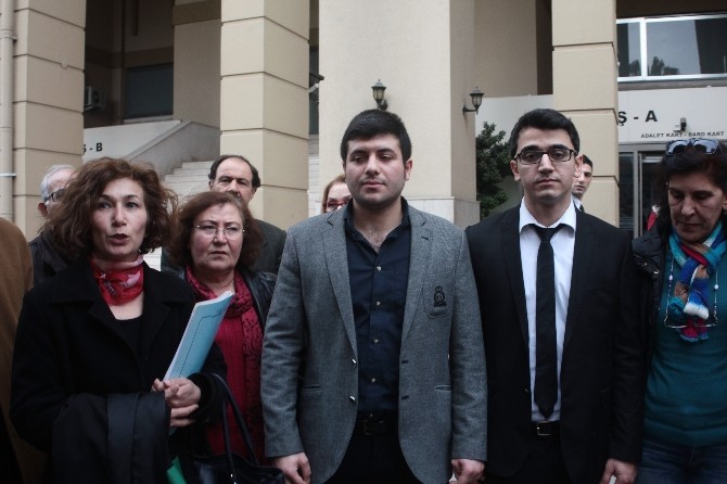 Abdli Askerin Başına Çuval Geçirmek İsteyen Genç, Yakın Dövüş Uzmanı Çıktı