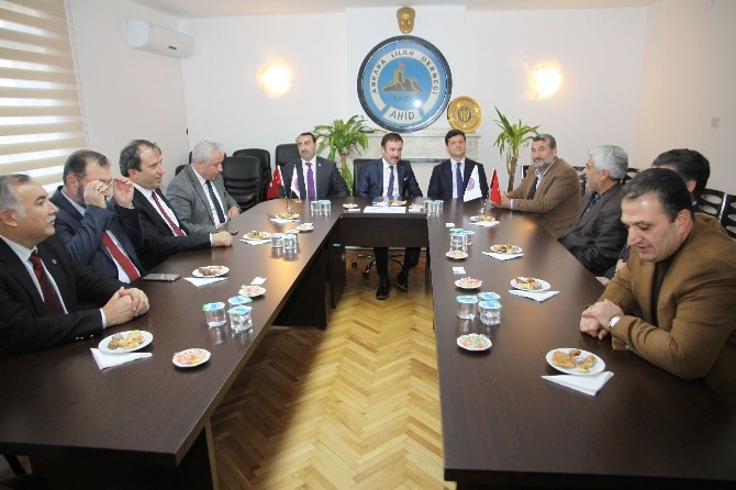 Ak Parti Ankara İl Başkanı Yamalıdan Ahide Hayırlı Olsun Ziyareti