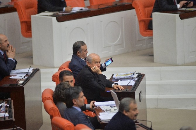 Anayasa Değişikliği Teklifinin 18. Maddesi 343 Oyla Kabul Edildi