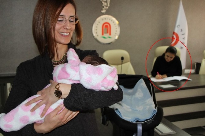 Anne Sınavda, Bebek Hocada