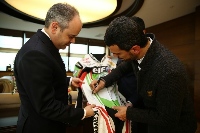 Bakan Çağatay Kılıç, Kenan Sofuoğlunu Kabul Etti