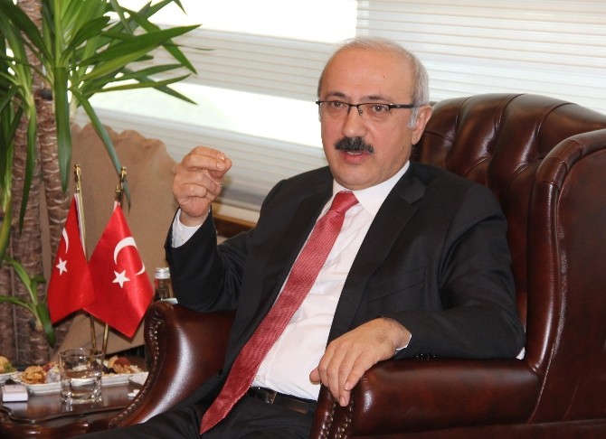 Bakan Elvan: “Referandumu ‘Evet Damgasıyla Tamamladığımız Anda Türkiyenin Önü Açılacaktır”