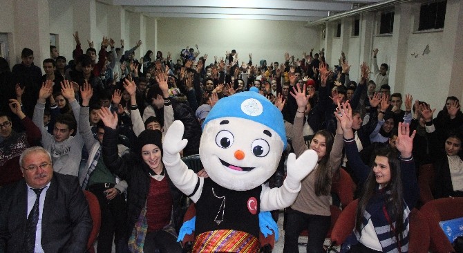 Bakan Kılıç, Olimpik Kış Festivalinin Maskotu Karbeyaz İle Buluştu