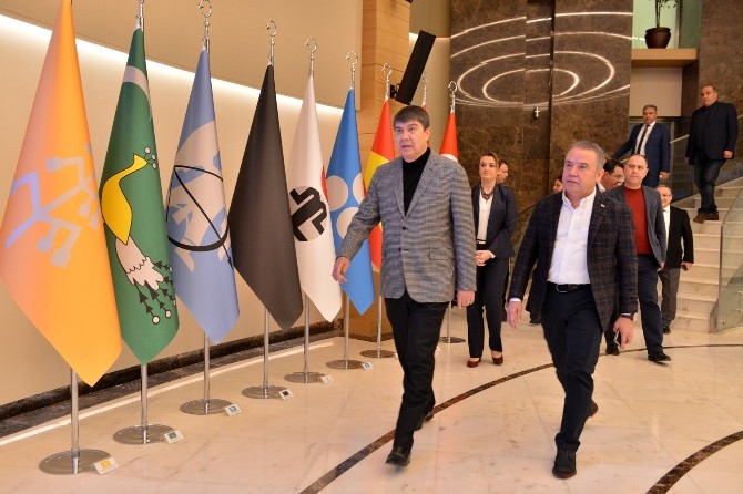 Başkan Böcekten Türele ‘Hayırlı Olsun Ziyareti