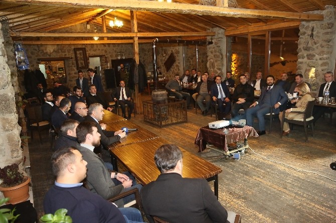 Başkan Çelik 2016 Yılı Yatırımlarını Değerlendirerek 2017De Yapılacak Yatırımları Anlattı