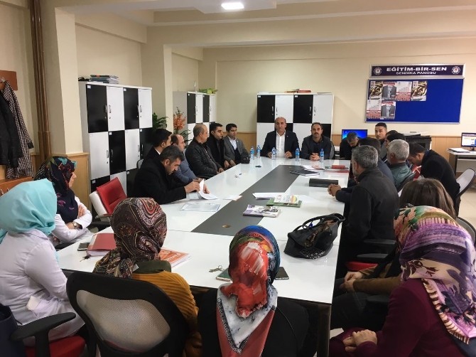 Başkan Deniz; Sorumluluğumuz Değerlerimizi Yarınla Buluşturmaktır