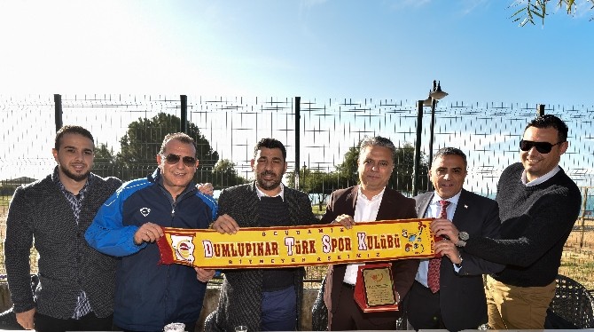 Başkan Uysal Kktc Takımı Dumlupınarı Konuk Etti