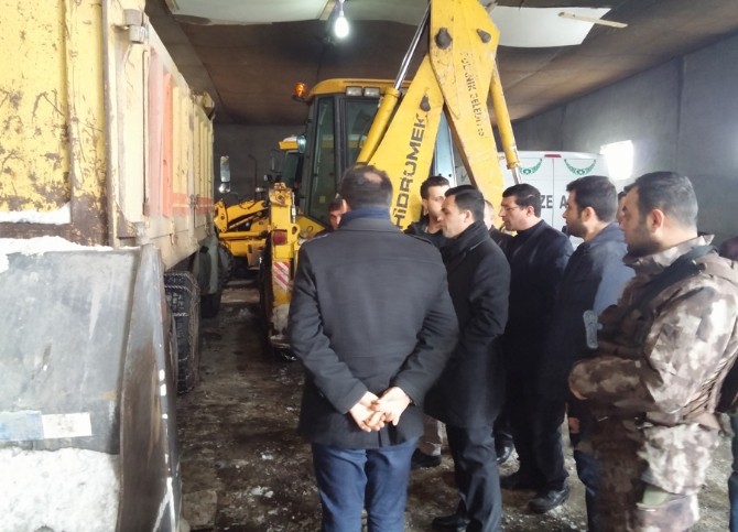 Başkan Vekili Uzan, Araç Parkında İnceleme Yaptı