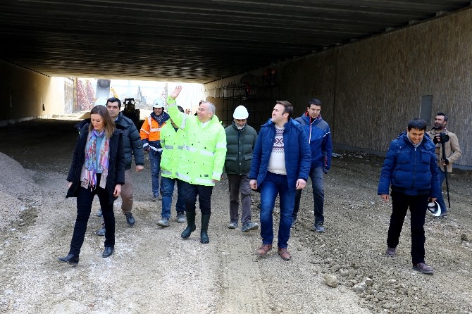 Başkan Zolan Zeybek Kavşağında İncelemelerde Bulundu