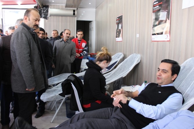 Belediyeden Kan Bağışı Kampanyasına Da ‘Evet Referanduma Da