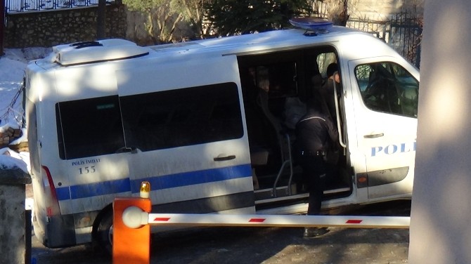 Bilecikte 12 Emniyet Mensubu Gözaltına Alındı