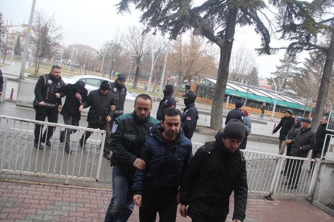 Boluda 14 Fetö Şüphelisi Adliyeye Sevk Edildi