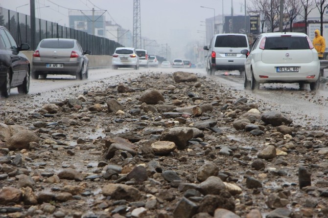 Bursada Facianın Eşiğinden Dönüldü