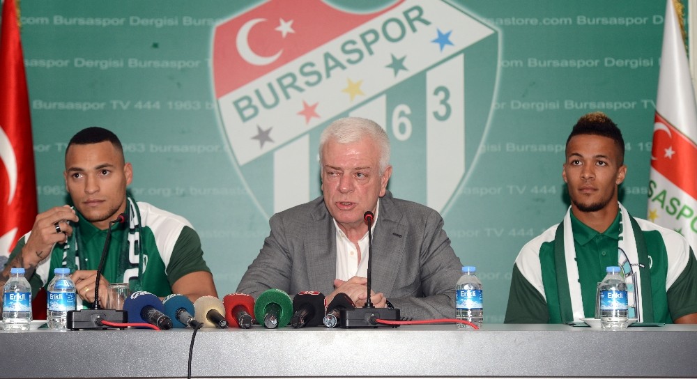 Bursasporda Çifte İmza