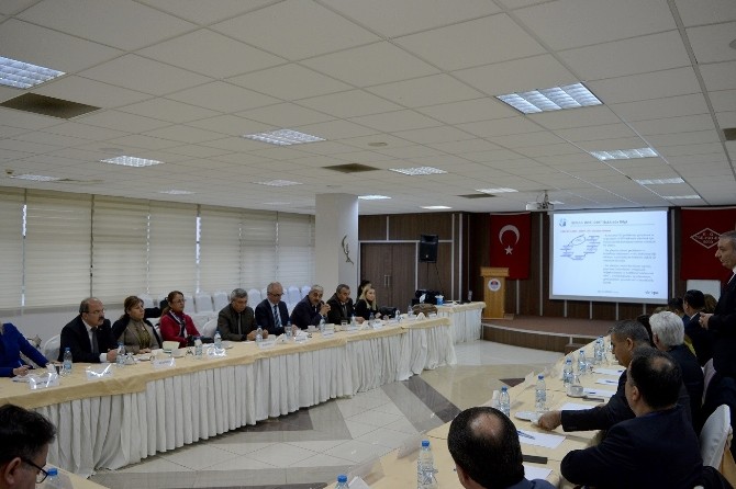 Büyükşehir Belediyesinden Çalışanlarına İş Sağlığı Ve Güvenliği Eğitimi