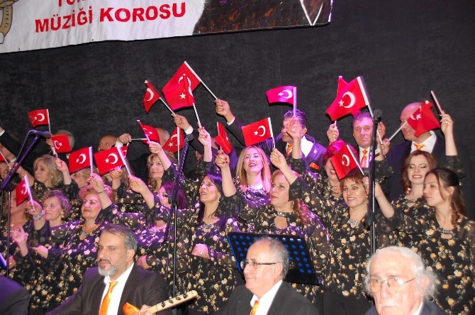 Çgc Türk Halk Müziği Korosundan Türkü Şöleni