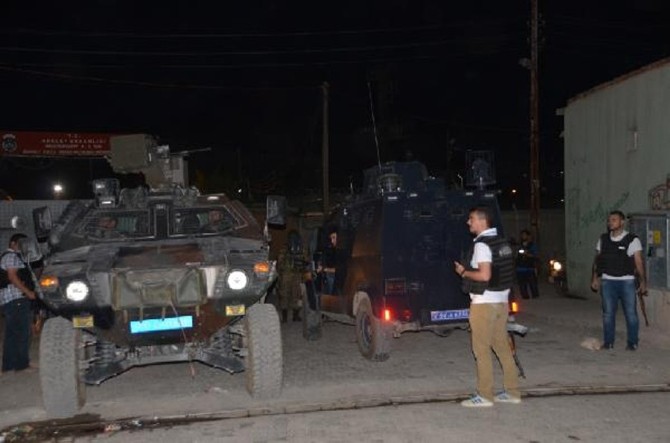 Doğubayazıtta Cezaevine El Yapımı Patlayıcı Atıldı