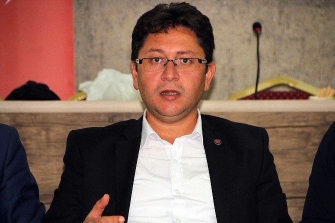 Eğitim-Bir-Sen Bilecik Şube Başkanı Selözün Yarıyıl Mesajı