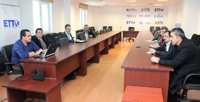 Erciyes Teknoparkta Firmalar Arası Tecrübe Paylaşım Seminerleri Başladı