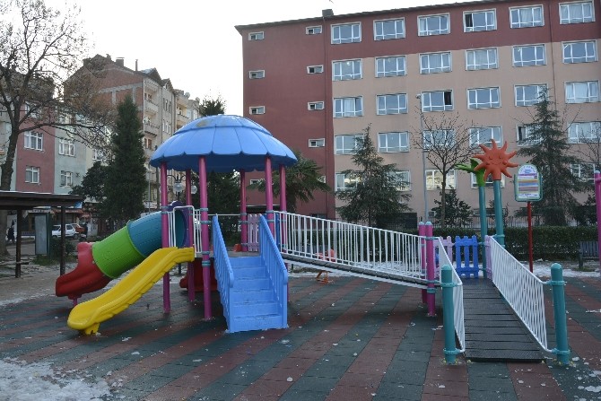 Fatsada Parklar Yenileniyor