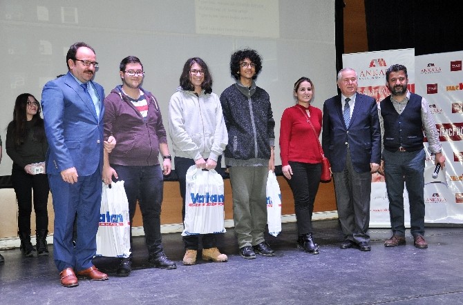 Girişimci Öğrenciler ‘Akıllı Ev Tasarladı