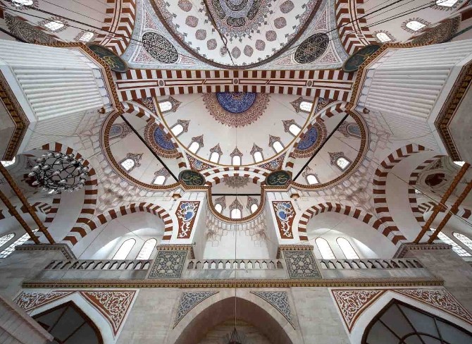 Gökler Ve Kubbeler Buluşuyor