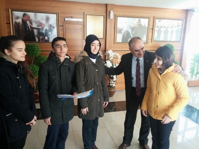 Görme Engelli Öğrenciden Cumhurbaşkanı Erdoğana Mektup