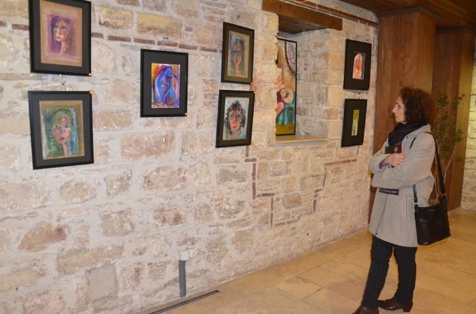 “Hayaller Hayatlar“ Resim Sergisi Kuşadasında