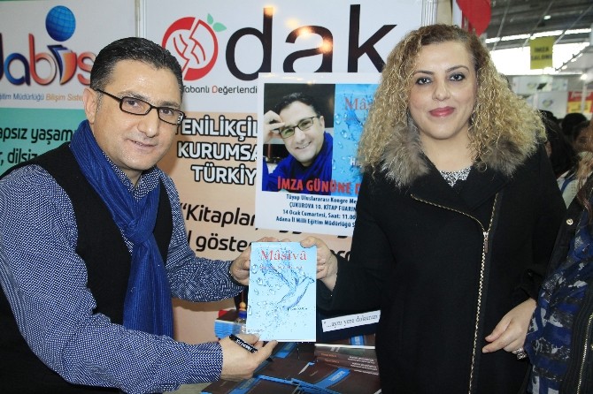 Hayati Koca Masivayı Okurlarına İmzaladı