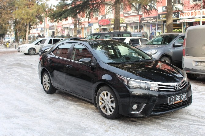 Hayırsever Vatandaştan Kulu Milli Eğitim Müdürlüğüne Otomobil Hibesi