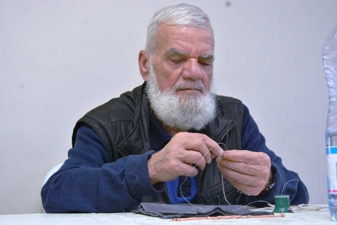 Her Yaştan Vatandaş İzmekte Eğitim Görüyor