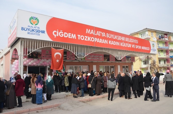 ‘Hünerli Eller Yeni Yıl Sergisi Açıldı