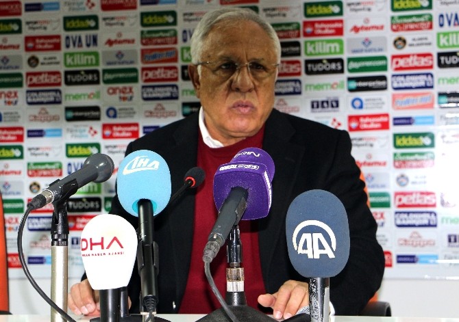 Hüseyin Kalpardan Taraftarlara Tepki