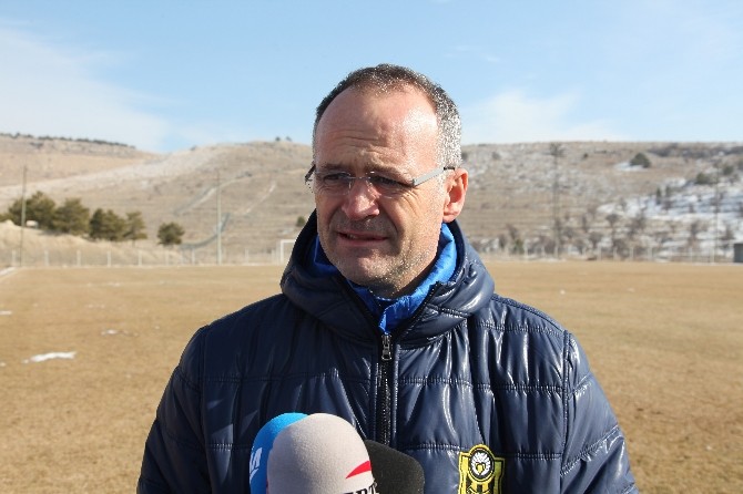 İrfan Buz: Hakemlerin Daha Duyarlı Olmaları Gerekiyor