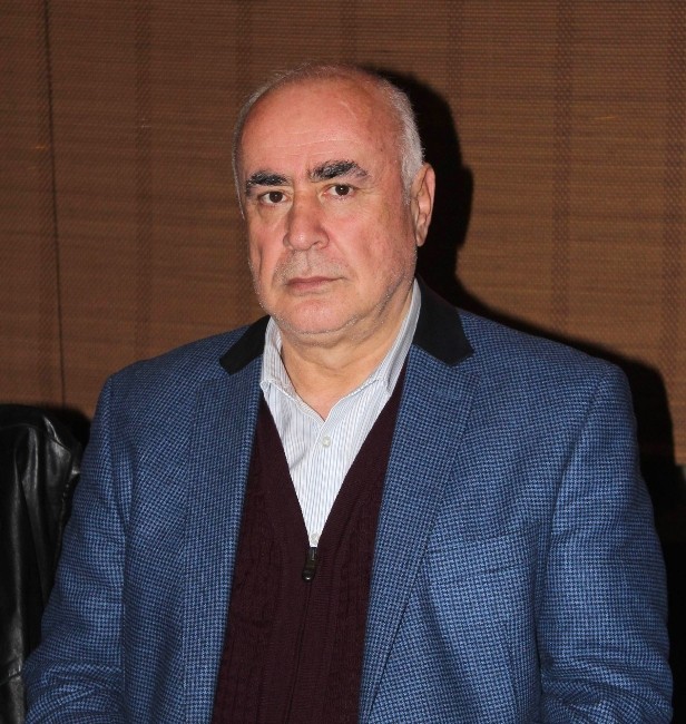 İş Adamı Saffet Külahçı Kayserispora Başkan Adaylığını Açıkladı