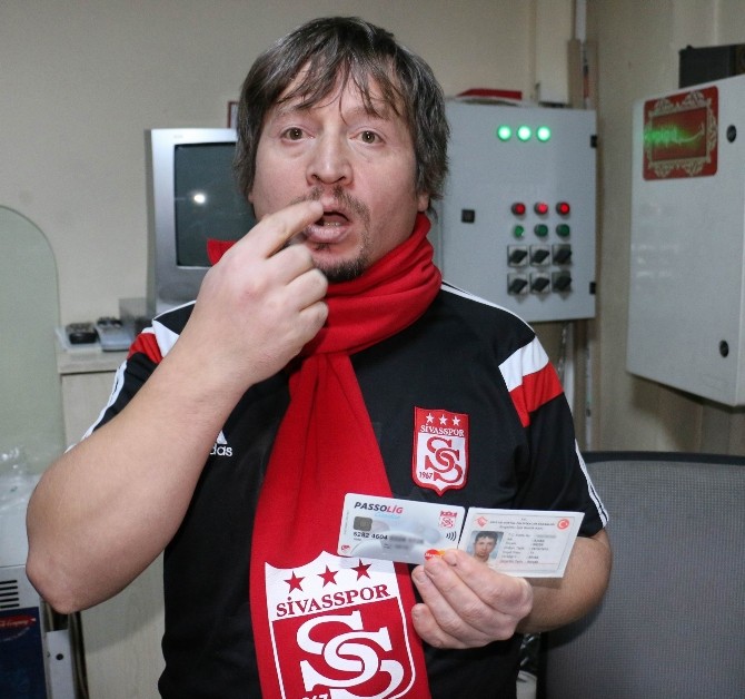 İşitme Engelli Taraftara Çirkin Ve Kötü Tezahürat Cezası