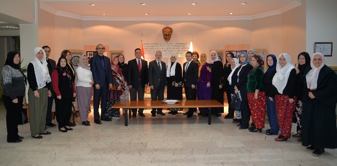 Kadın Çiftçilere Eğitim Ve Satış Desteği