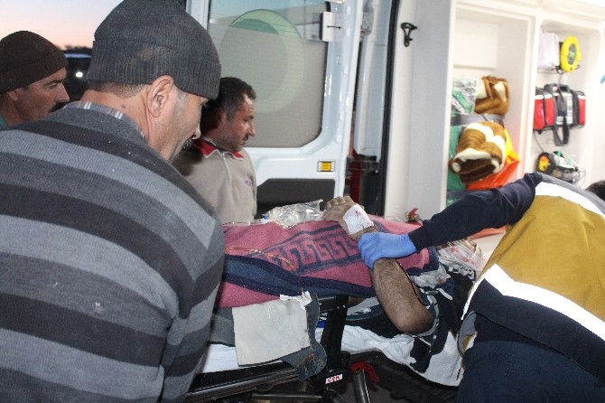 Kahtada İnşattan Düşen İşçi Ağır Yaralandı