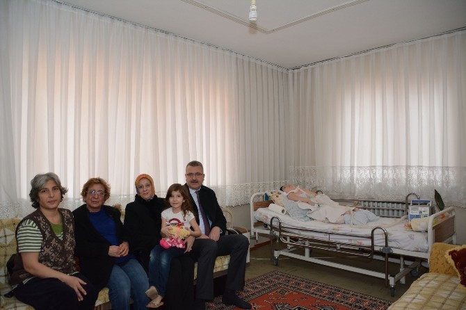 Karacabey Minik Mert İçin Seferber Oldu