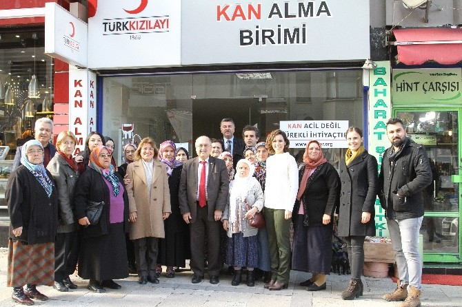 Kent Konseyi Kan Bağışında Bulundu