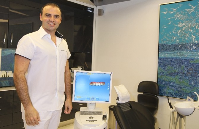 Kırık Dişlere Bonding İle Son