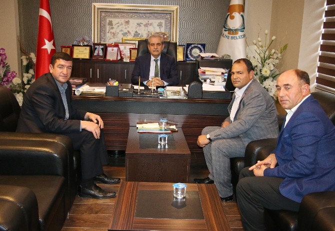 Kısasta Yol Yapım Çalışması Tamamlandı