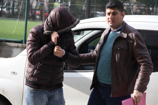 Kız Çocuğunu Alıkoymaya Adli Kontrol