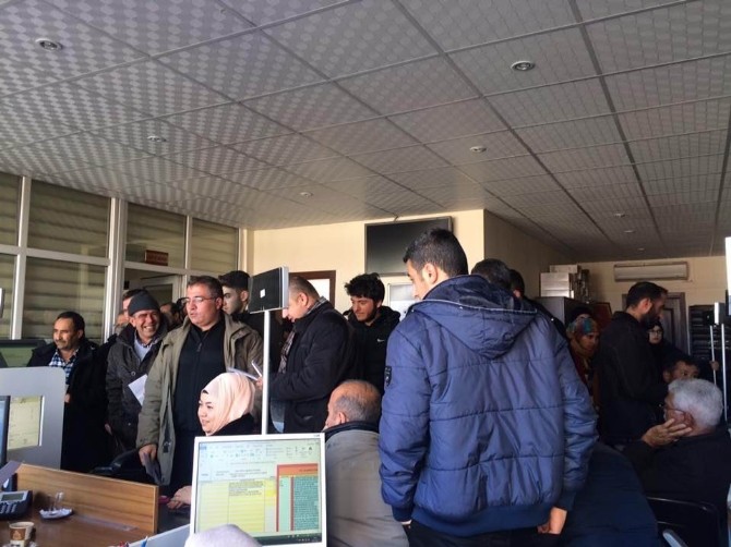 Kulu Nüfus Müdürlüğünde Yeni Kimlik Kartı Yoğunluğu