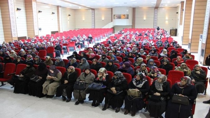 Kuran Kursu Öğreticilerine Ve Öğrencilerine “Afet Eğitimi” Semineri