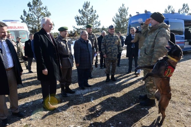 Kütahyadaki Arama Kurtarma Tatbikatı Gerçeğini Aratmadı