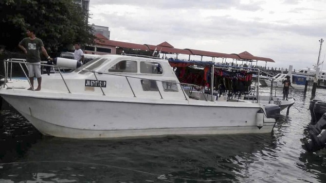 Malezyada Turist Gemisi Battı