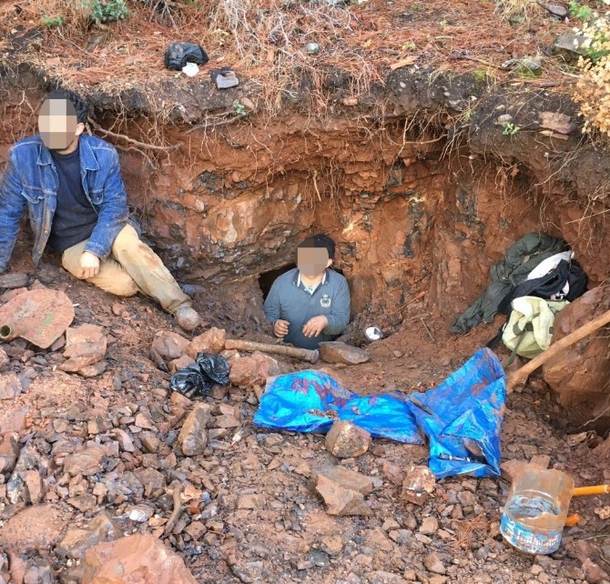 Milasta Kaçak Kazıya Jandarmadan Suçüstü