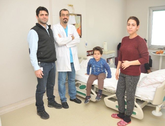 Minik Beratın Bağırsaklarına Kolonoskopiyle Antibiyotik Verildi